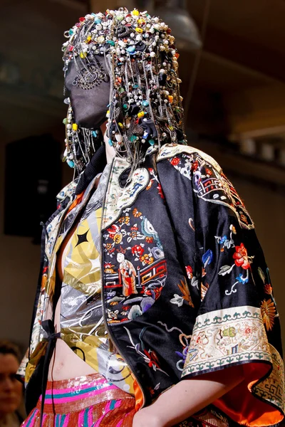 Look 36